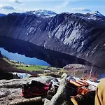 Ved Preikestolen Chata *