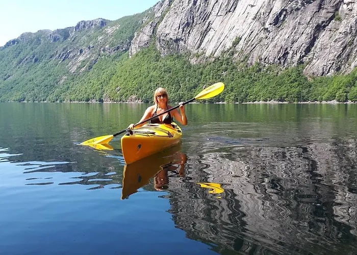 Ved Preikestolen Chata Forsand