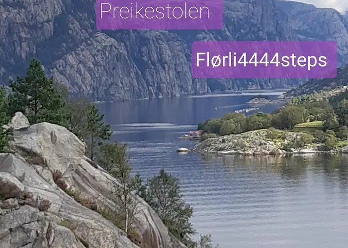 Ved Preikestolen Lodge *