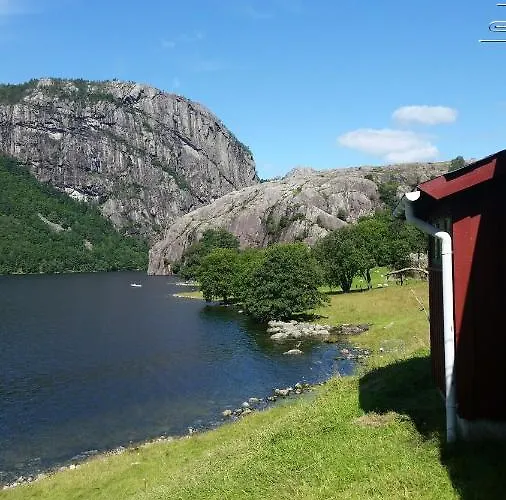 Alojamento de Turismo Selvagem Ved Preikestolen Forsand