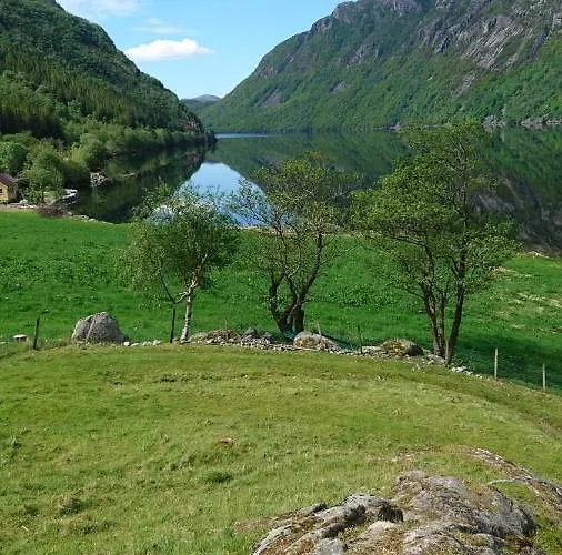 Chata Ved Preikestolen