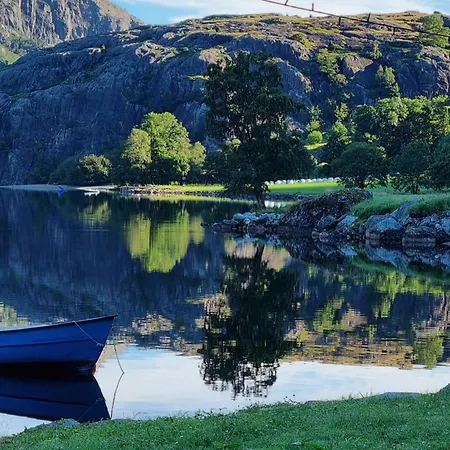 Ved Preikestolen Lodge Forsand