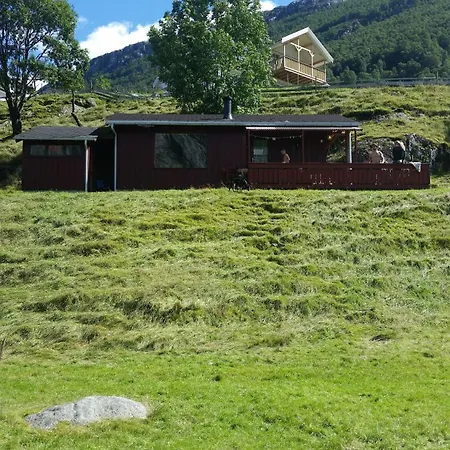 Ved Preikestolen Lodge *